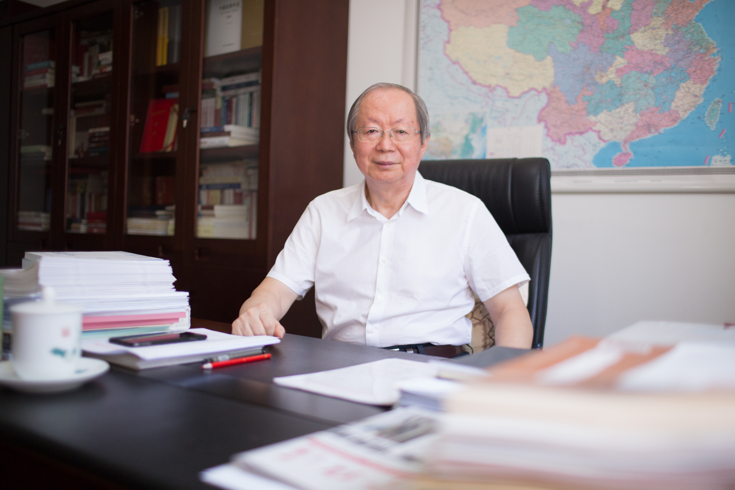 中國經(jīng)濟體制改革研究會會長、十二屆全國人大財經(jīng)委副主任委員、國家發(fā)展改革委原副主任彭森&nbsp; &nbsp;澎湃新聞記者 權(quán)義 圖